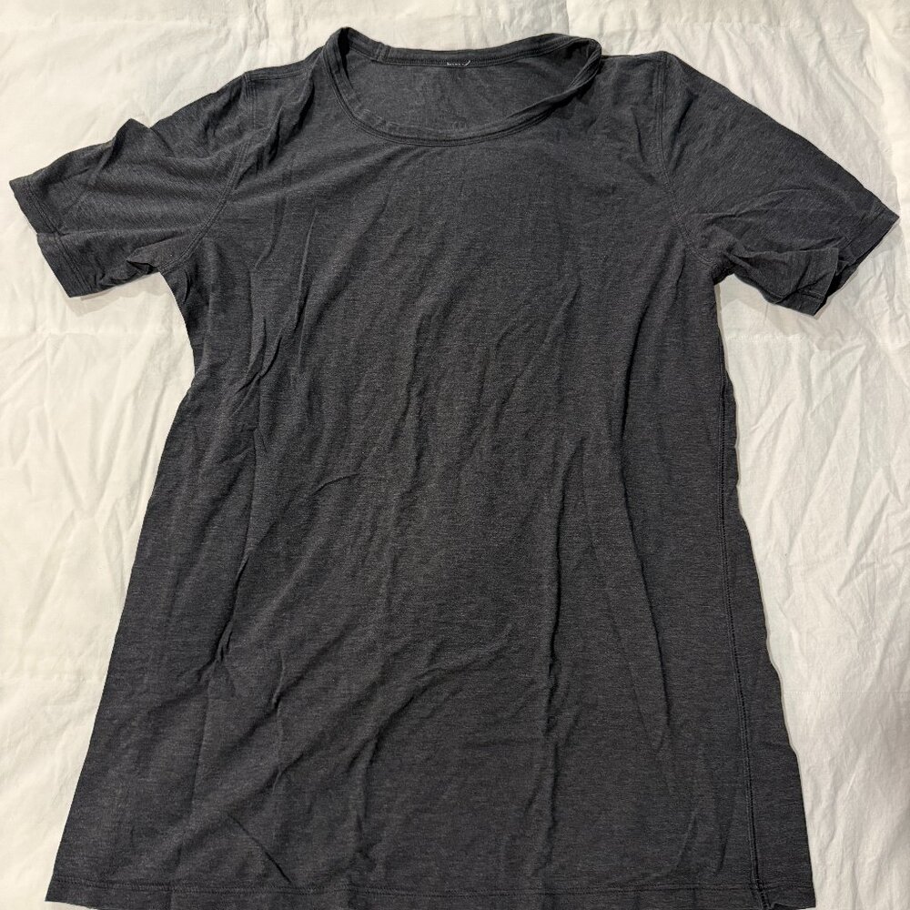 Lululemon Gray T shirt